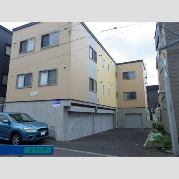 リアプロマンション外観