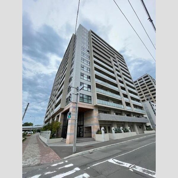 リアプロマンション外観