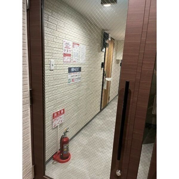 カリーナコートの外観4枚目