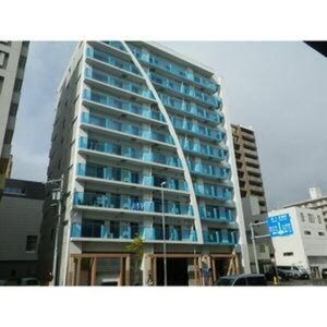 コローレ知事公館前