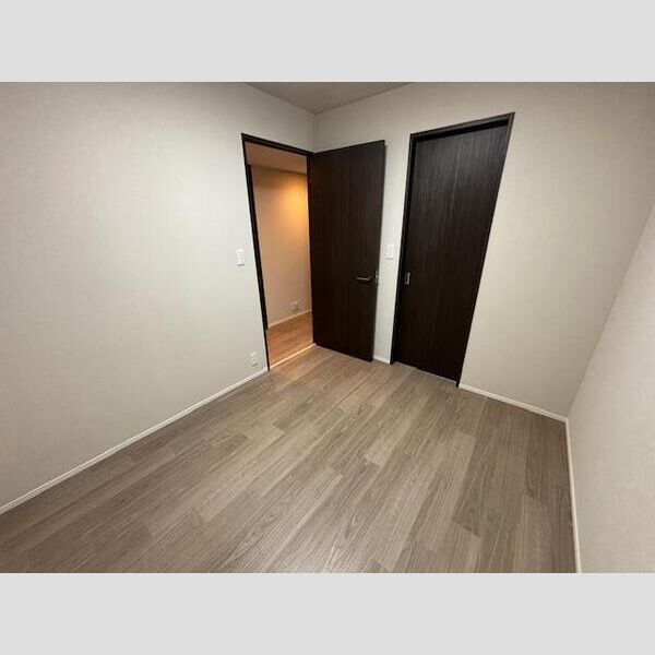 パークナード・レーベン茨木さわらぎ 705号の室内写真8枚目