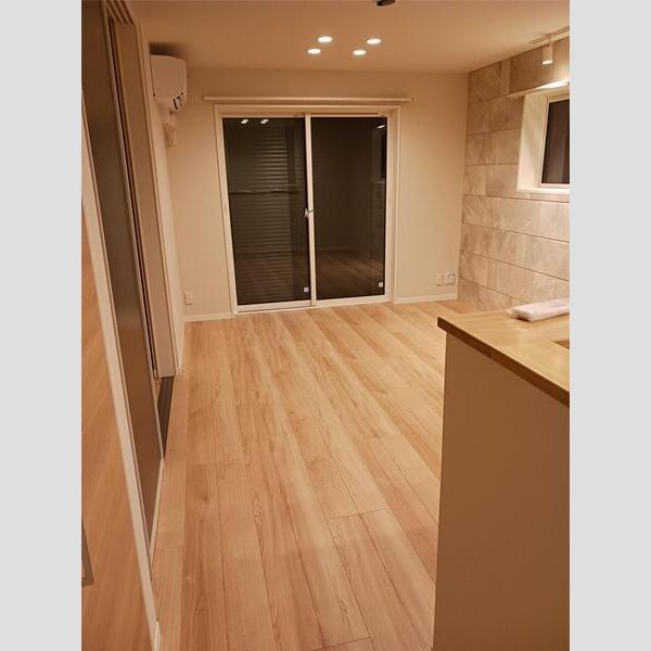 グランリュミエスタ茨木春日の室内写真1枚目