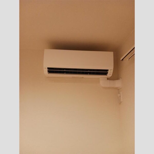 グランリュミエスタ茨木春日の室内写真9枚目