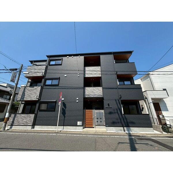 BF maison haut château ビー・エフ・メゾン・オー・シャトーの外観2枚目