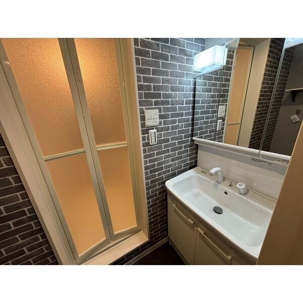 シャトーライフ蛍池の室内写真9枚目