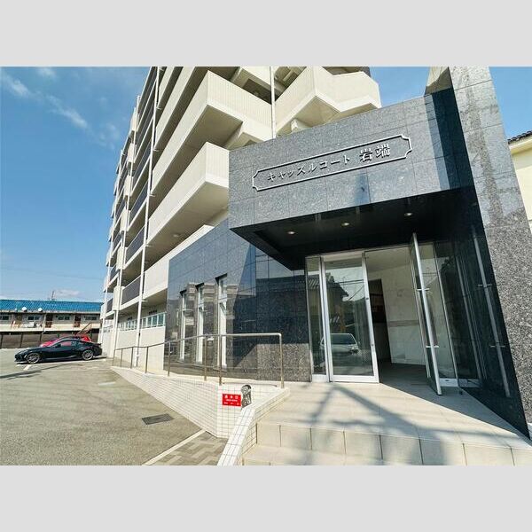 キャッスルコート岩端の外観2枚目