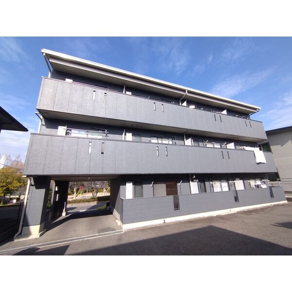 リアプロマンション外観