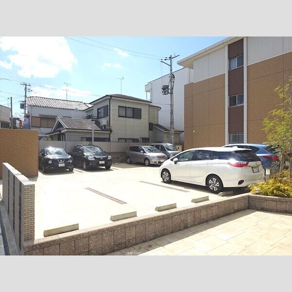 ラ フィーヌ フジの外観2枚目