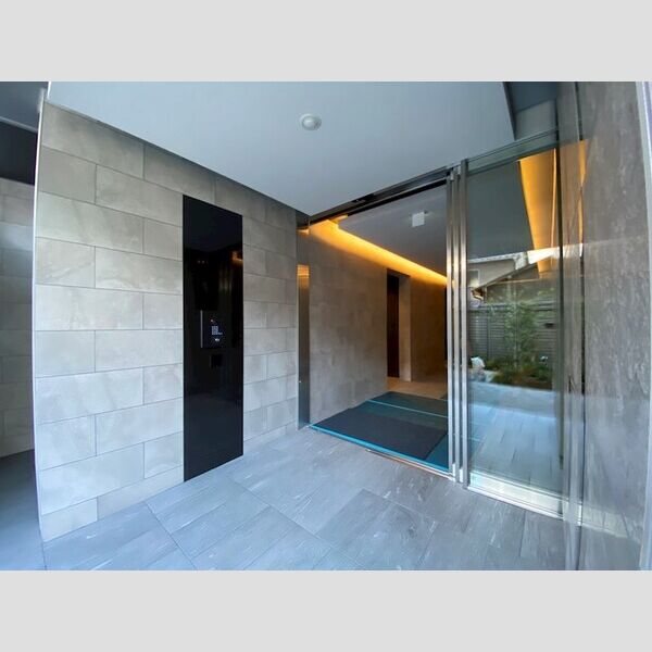 セファ上本町の外観3枚目