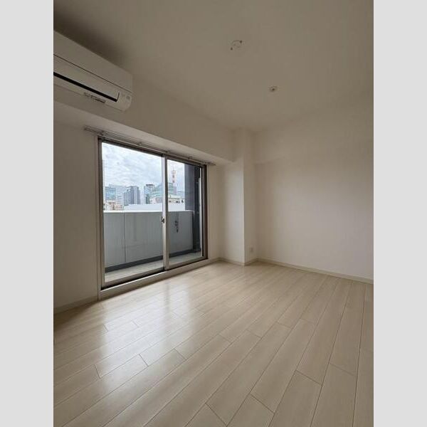 トレヴァンス梅田の室内写真4枚目