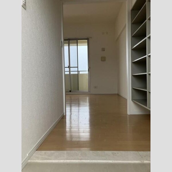 アーバンウェル茨木の室内写真6枚目