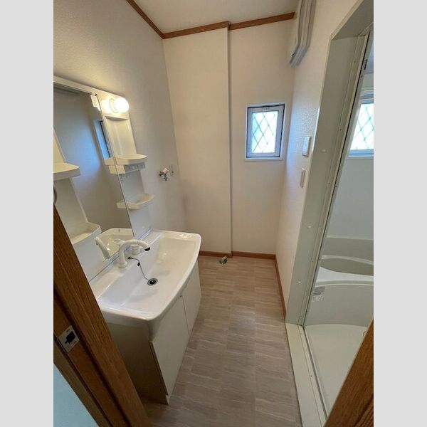 ヴィラージュ刀根山IIIの室内写真13枚目