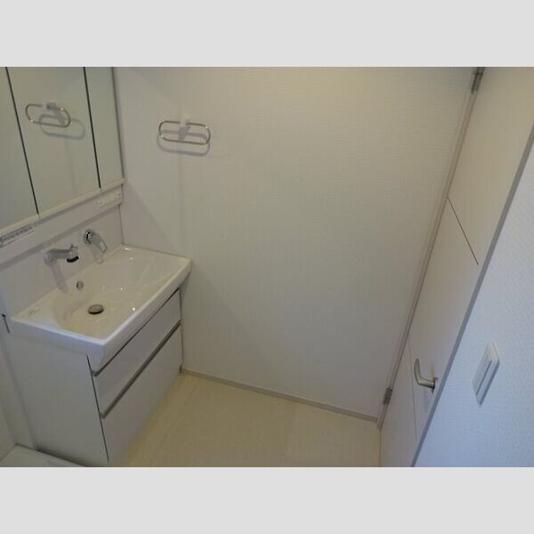 cherir上泉の室内写真1枚目