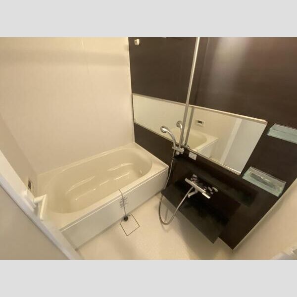 LaCASA江坂の室内写真3枚目