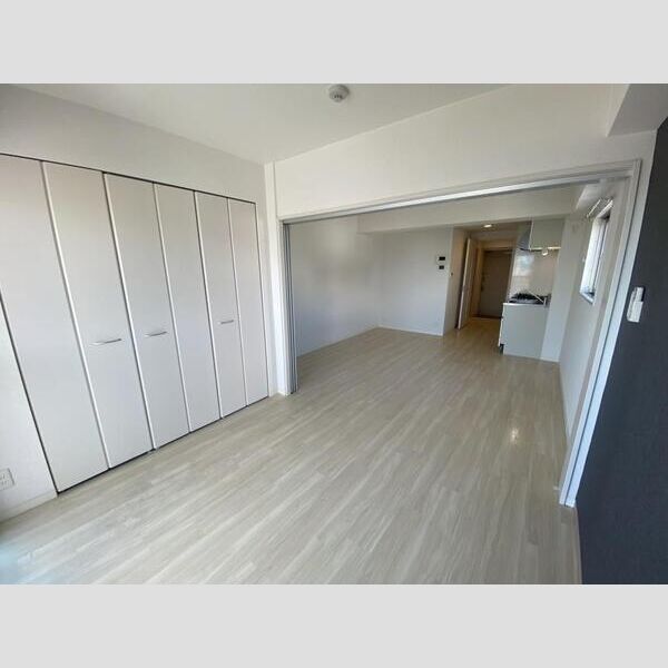 LaCASA江坂の室内写真4枚目