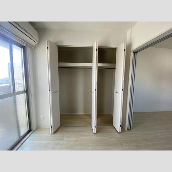 LaCASA江坂の室内写真9枚目