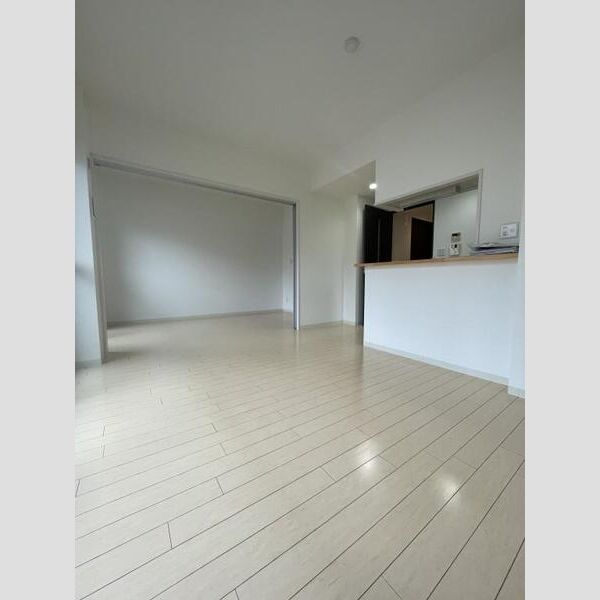 ルミエール北梅田の室内写真3枚目