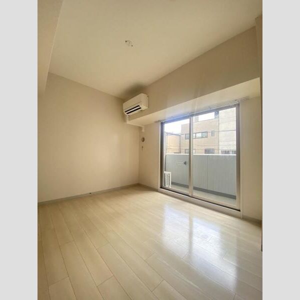 トレヴァンス梅田の室内写真5枚目