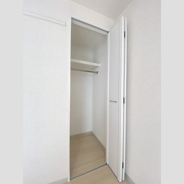 トレヴァンス梅田の室内写真16枚目