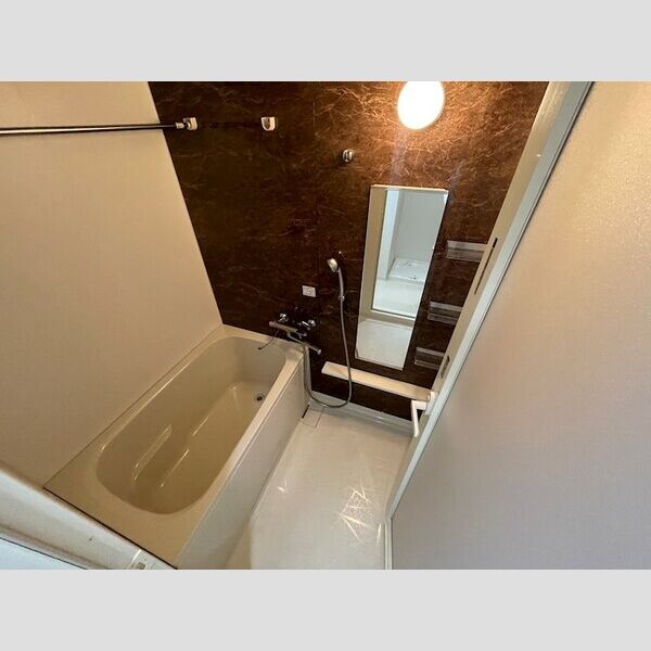 レジデンス南桜塚の室内写真4枚目