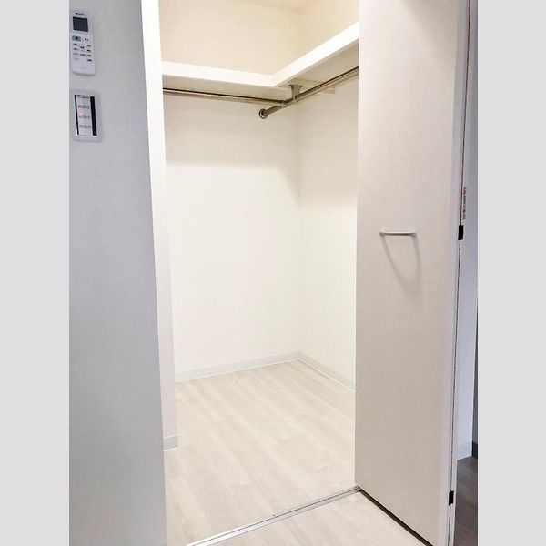 レジデンス南桜塚の室内写真9枚目