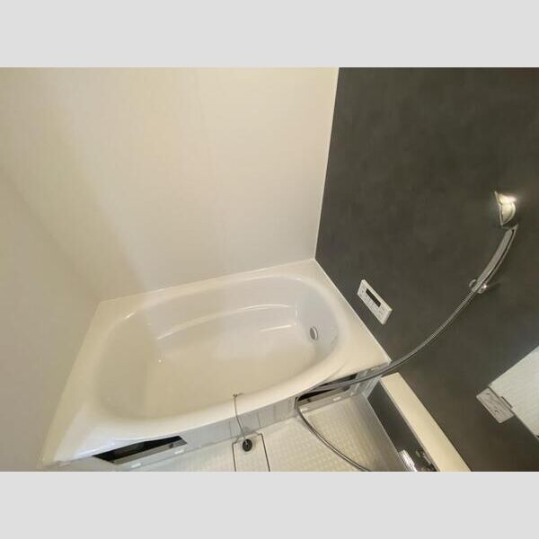 グラッドネス江坂の室内写真3枚目