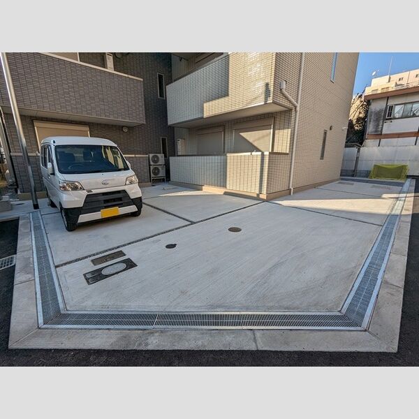 TRICERA Courtの外観2枚目