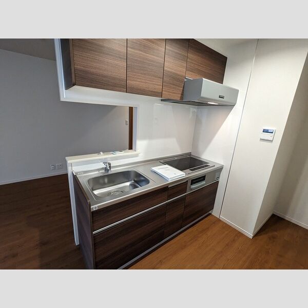 TRICERA Courtの室内写真1枚目