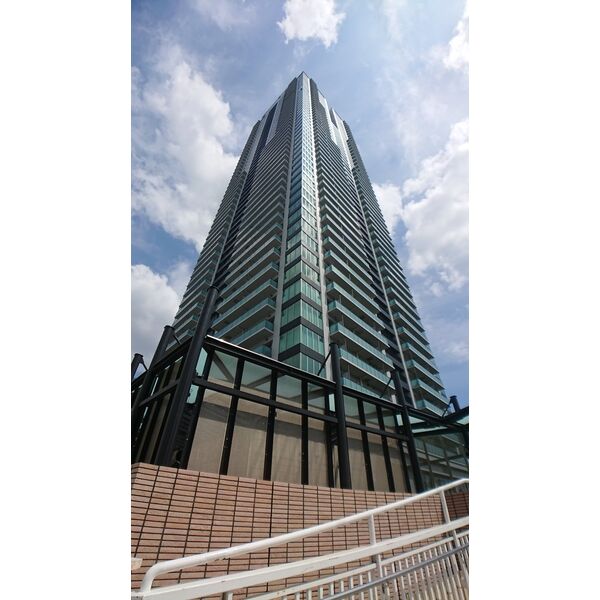 シエリアタワー千里中央