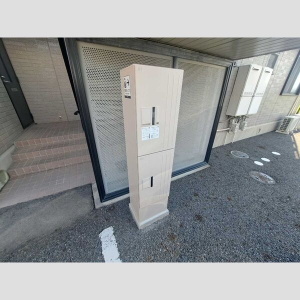 現地周辺 (宅配ボックス)