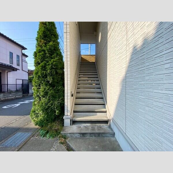 エントランス (エントランス)