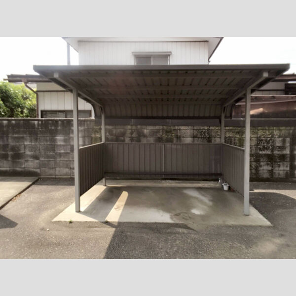 現地周辺 (駐輪場)