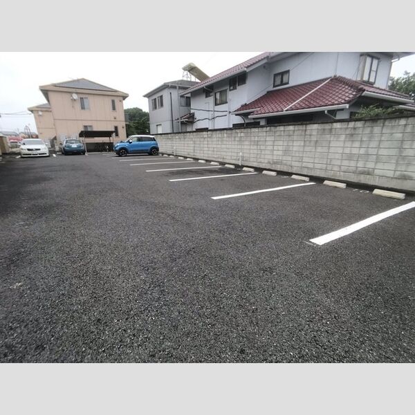 駐車場 (駐車場)