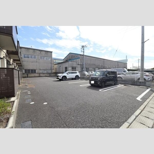 駐車場 (駐車場)