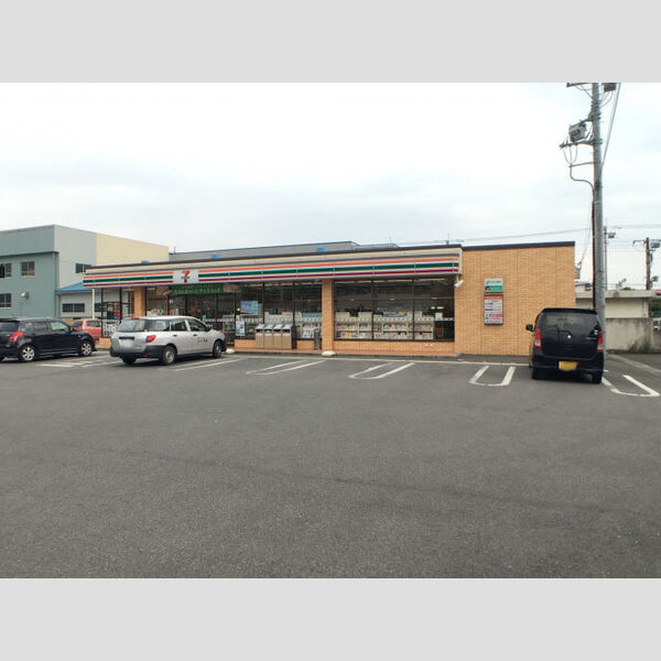現地周辺 (セブンイレブン前橋西片貝店)