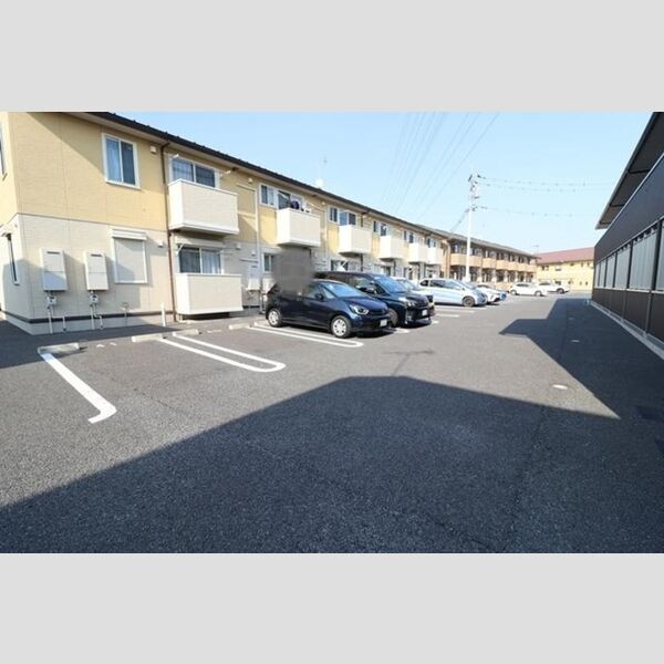 駐車場 (駐車場)