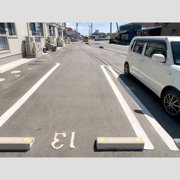 駐車場 (駐車場)