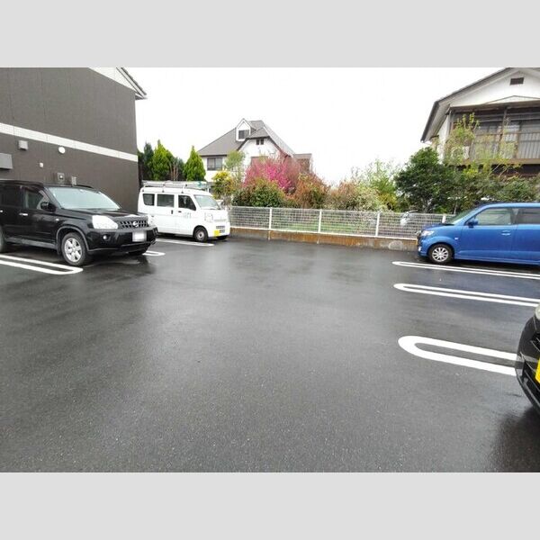 駐車場 (駐車場)