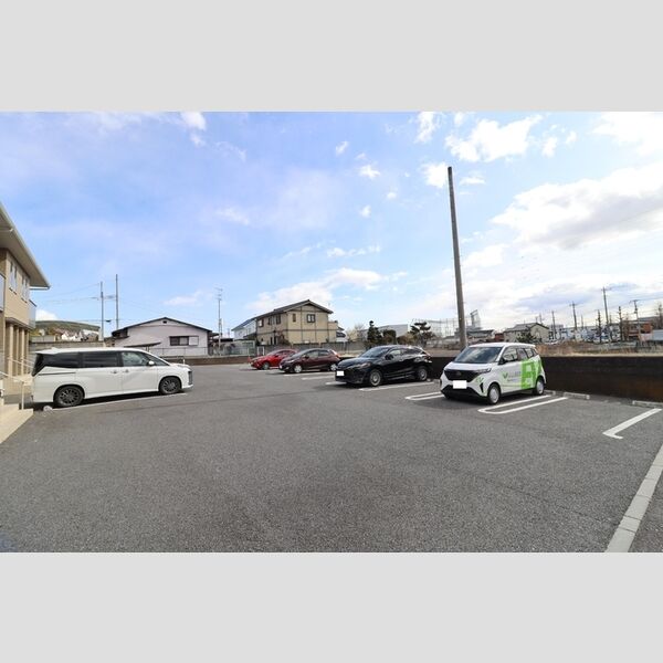 駐車場 (駐車場)