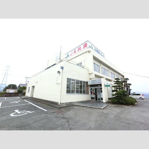 現地周辺 (JA北群渋川本所(1,002m))