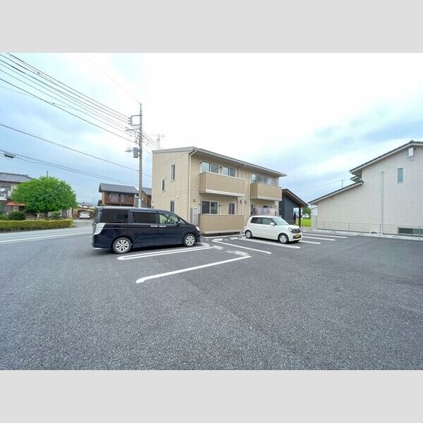 駐車場 (駐車場)