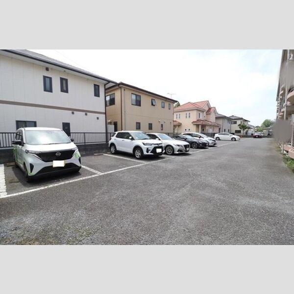 駐車場 (駐車場)