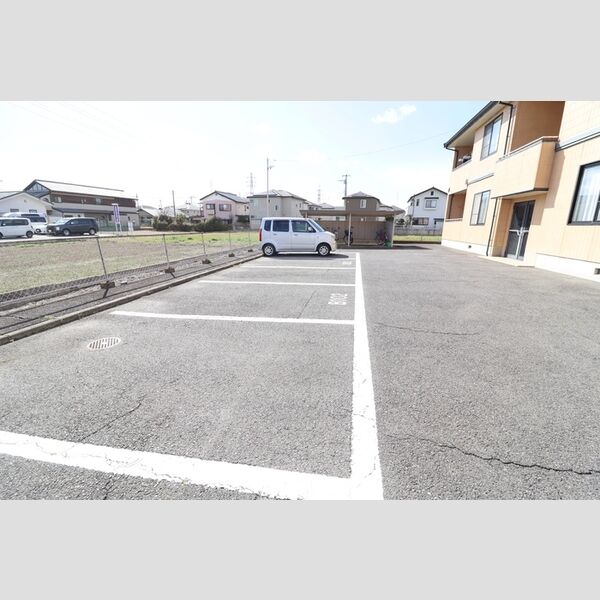 駐車場 (駐車場)