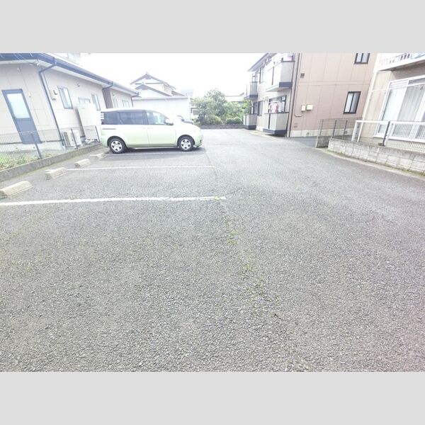 駐車場 (駐車場)