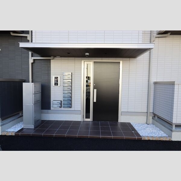 エントランス (エントランス)