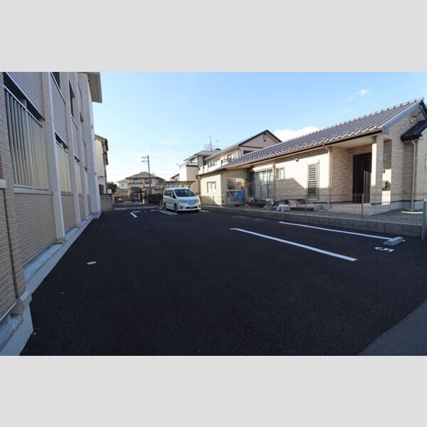 駐車場 (駐車場)