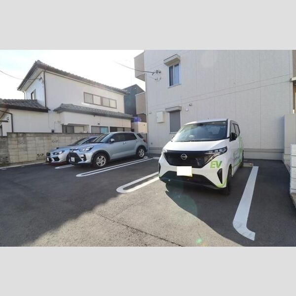 駐車場 (駐車場)