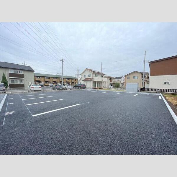 駐車場 (駐車場)