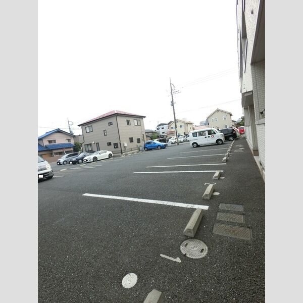 駐車場 (駐車場)