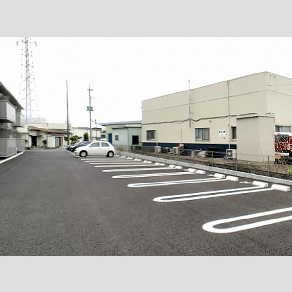 駐車場 (駐車場)